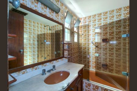 Apartamento à venda com 151m², 3 quartos e 2 vagasBanheiro da Suíte