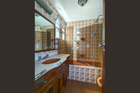 Apartamento à venda com 151m², 3 quartos e 2 vagasBanheiro da Suíte