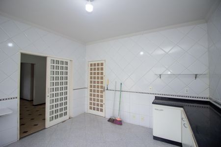 Casa à venda com 220m², 5 quartos e 3 vagasCopa/Cozinha