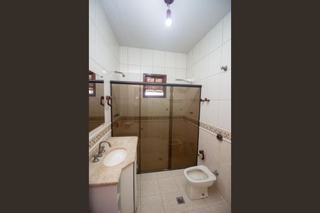 Casa à venda com 220m², 5 quartos e 3 vagasBanheiro Social