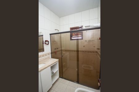 Casa à venda com 220m², 5 quartos e 3 vagasBanheiro Social