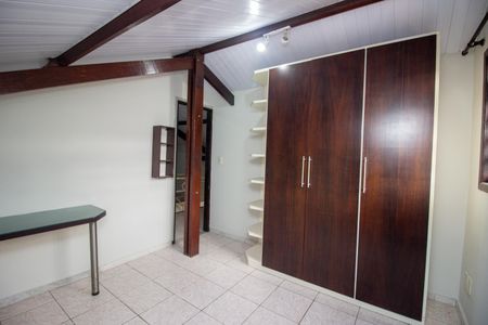 Casa à venda com 220m², 5 quartos e 3 vagasQuarto 4