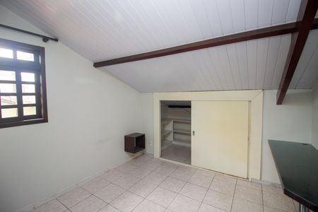 Casa à venda com 220m², 5 quartos e 3 vagasQuarto 4