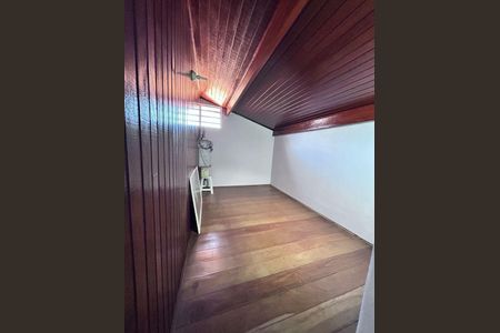 Casa à venda com 3 quartos, 215m² em Jardim do Lago, Jundiaí