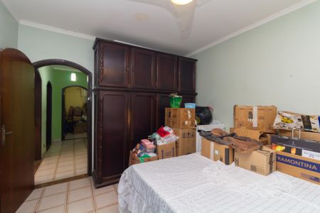 Casa para alugar com 4 quartos, 250m² em Vila Rosaria, São Paulo