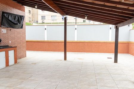 Apartamento para alugar com 44m², 2 quartos e 1 vagaÁrea comum - Churrasqueira