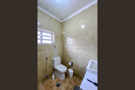 Casa à venda com 274m², 3 quartos e 2 vagasBanheiro