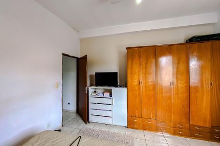 Casa à venda com 274m², 3 quartos e 2 vagasQuarto 4