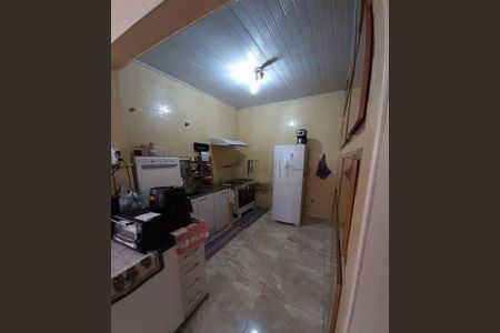 Casa à venda com 3 quartos, 223m² em Vila São José, São Paulo