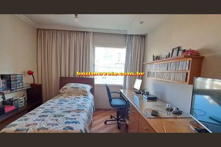 Apartamento à venda com 124m², 3 quartos e 1 vaga