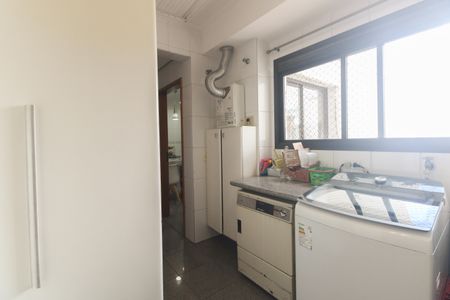 Apartamento à venda com 134m², 3 quartos e 3 vagasÁrea de Serviço 