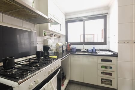 Apartamento à venda com 134m², 3 quartos e 3 vagasCozinha 