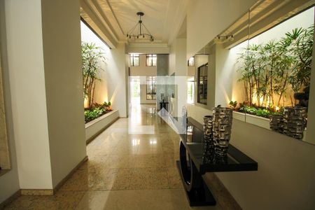 Apartamento à venda com 134m², 3 quartos e 3 vagasCondomínio - Hall 