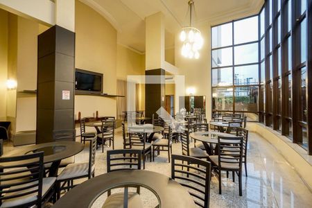 Apartamento à venda com 134m², 3 quartos e 3 vagasCondomínio - Salão de Festas 