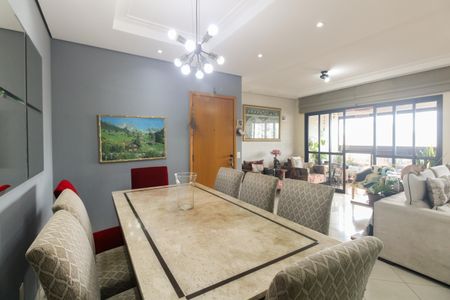 Apartamento à venda com 134m², 3 quartos e 3 vagasSala 