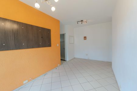 Apartamento à venda com 38m², 1 quarto e 1 vaga Apartamento à venda com 38m², 1 quarto e 1 vagaSala