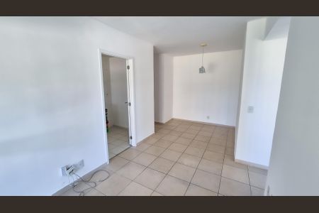 Apartamento para alugar com 64m², 2 quartos e 1 vagaSala