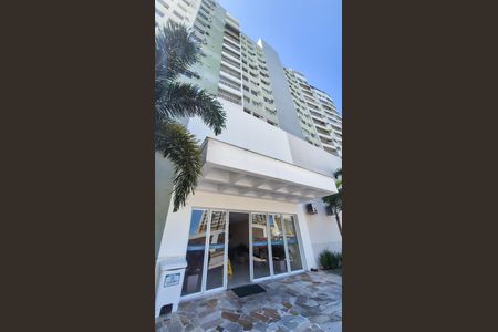 Apartamento para alugar com 64m², 2 quartos e 1 vagaFrente do Prédio 