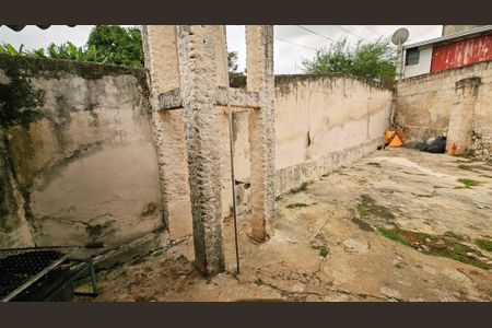 Quintal de casa à venda com 3 quartos, 273m² em Jardim Bonfiglioli, Jundiaí