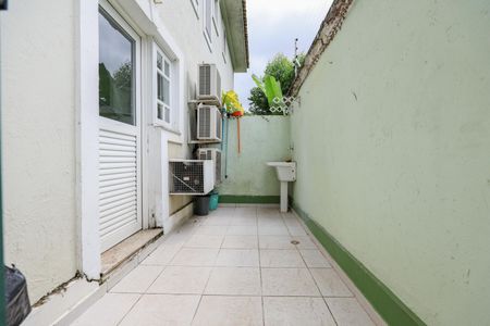 Casa de condomínio à venda com 500m², 3 quartos e 4 vagasÁrea de Serviço