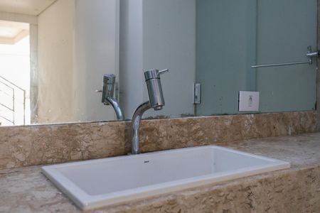 Casa de condomínio à venda com 500m², 3 quartos e 4 vagasÁrea Inferior