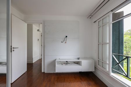 Casa de condomínio à venda com 500m², 3 quartos e 4 vagasSuíte 2