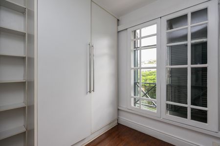 Casa de condomínio à venda com 500m², 3 quartos e 4 vagasCloset da Suíte 1