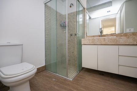 Casa de condomínio à venda com 500m², 3 quartos e 4 vagasÁrea Inferior