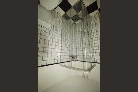 Casa de condomínio à venda com 152m², 3 quartos e 4 vagasbanheiro 1