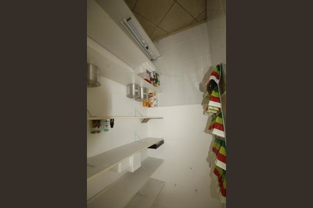 Casa de condomínio à venda com 152m², 3 quartos e 4 vagasDespensa