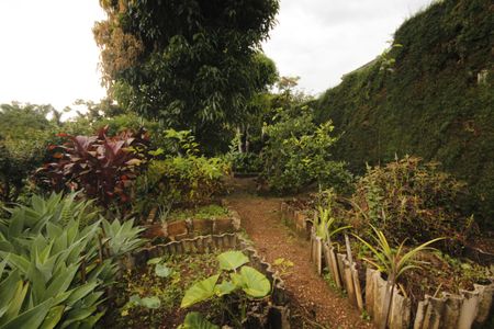 Casa de condomínio à venda com 152m², 3 quartos e 4 vagashorta