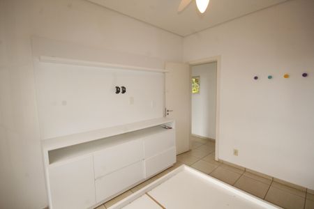 Casa de condomínio à venda com 152m², 3 quartos e 4 vagasquarto 1