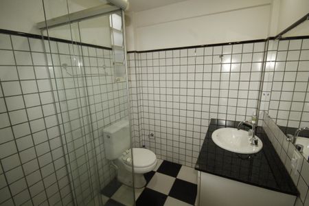 Casa de condomínio à venda com 152m², 3 quartos e 4 vagasbanheiro 1