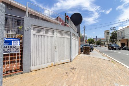 Casa à venda com 197m², 3 quartos e 2 vagas Casa à venda com 197m², 3 quartos e 2 vagasplaca