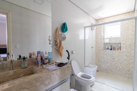 Casa à venda com 197m², 3 quartos e 2 vagas Casa à venda com 197m², 3 quartos e 2 vagasBanheiro