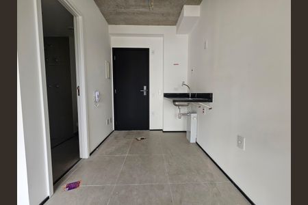 Cozinha de kitnet/studio para alugar com 1 quarto, 22m² em Jardim das Acacias, São Paulo