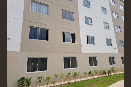 Apartamento para alugar com 41m², 2 quartos e 1 vagaAdesivo na Janela
