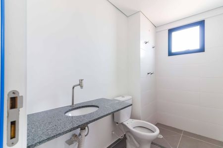 Banheiro de apartamento à venda com 2 quartos, 38m² em Vila Sonia, São Paulo
