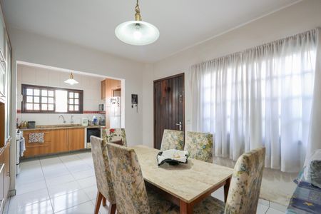 Casa para alugar com 160m², 3 quartos e 4 vagasCozinha