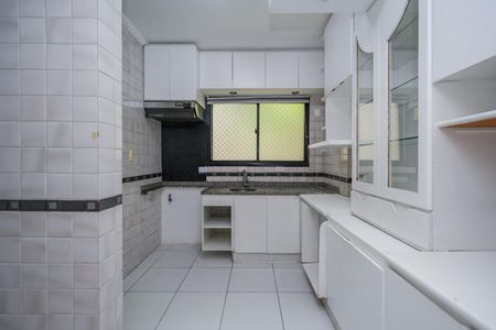 Apartamento para alugar com 75m², 2 quartos e 1 vaga Apartamento para alugar com 75m², 2 quartos e 1 vagaCozinha