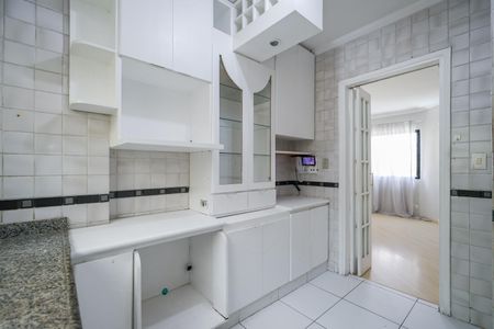 Apartamento para alugar com 75m², 2 quartos e 1 vaga Apartamento para alugar com 75m², 2 quartos e 1 vagaCozinha