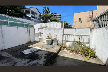 Casa para alugar com 148m², 3 quartos e 1 vagaQuintal