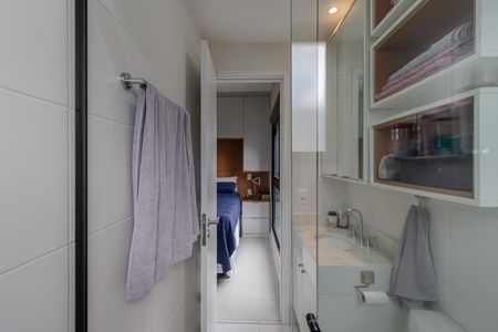 Apartamento à venda com 56m², 2 quartos e 1 vagaBanheiro da Suíte 1