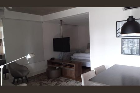 Foto 02 de kitnet/studio à venda com 1 quarto, 63m² em Cidade Monções, São Paulo