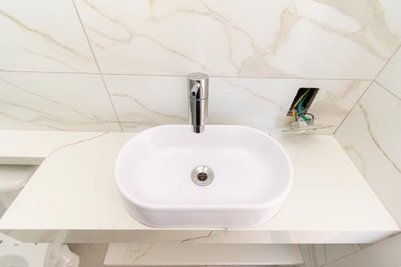 Banheiro de apartamento para alugar com 1 quarto, 32m² em Quinta da Paineira, São Paulo