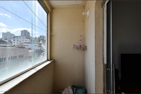 Apartamento à venda com 80m², 3 quartos e 1 vagaVaranda