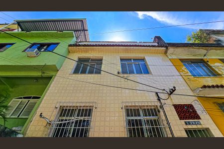 Apartamento para alugar com 70m², 2 quartos e sem vagaFachada casa