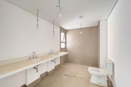 Apartamento à venda com 140m², 3 quartos e 2 vagasBanheiro do quarto 1