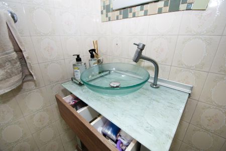 Apartamento para alugar com 63m², 2 quartos e sem vaga Apartamento para alugar com 63m², 2 quartos e sem vagabanheiro