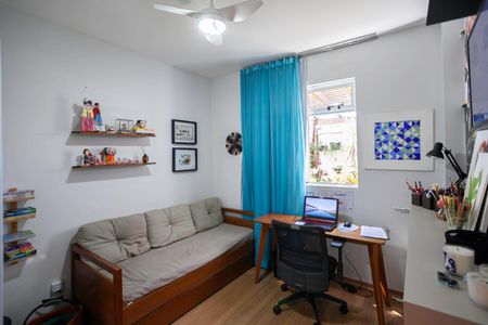 Apartamento à venda com 167m², 3 quartos e 2 vagasQuarto 2